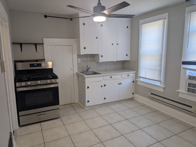 3827 S 48th St unit 6, Lincoln, NE 68506 - photo 4