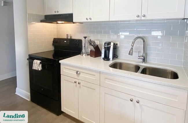 305 Dr M L K Jr St S unit 1107, Saint Petersburg, FL 33705 - photo 7