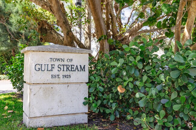 A sign welcomes visitors to the coastal neighborhood of Gulf Stream.