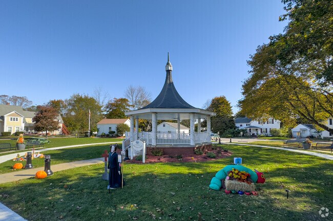 Joslin Park is a public park downtown in Oxford.