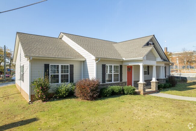 Single-story ranch-style homes are common in Northside, Spartanburg.