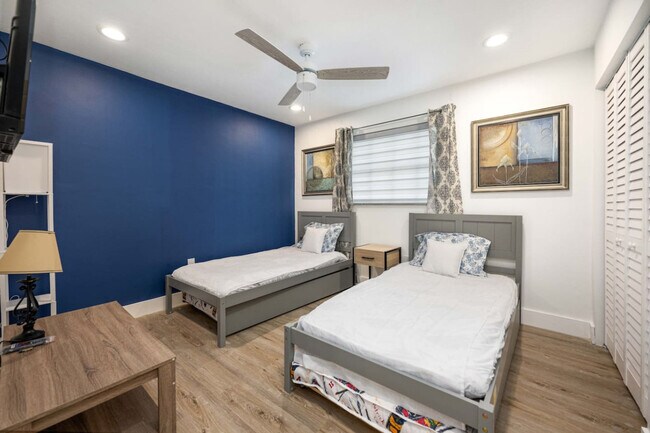 8444 Sheraton Dr unit ID1369661P, Miramar, FL 33025 - photo 5