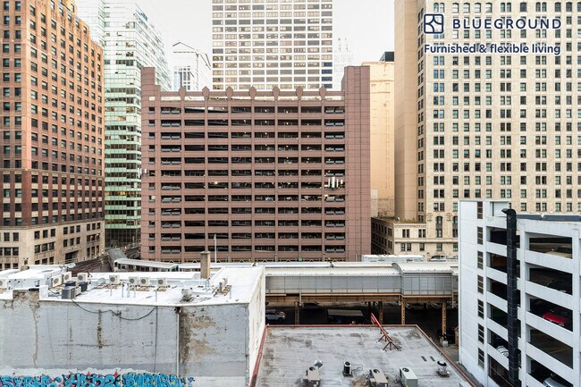 215 W Lake St unit FL8-ID1344, Chicago, IL 60606 - photo 5