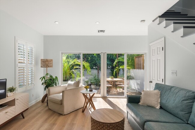 634 Louisa St, Key West, FL 33040 - photo 2