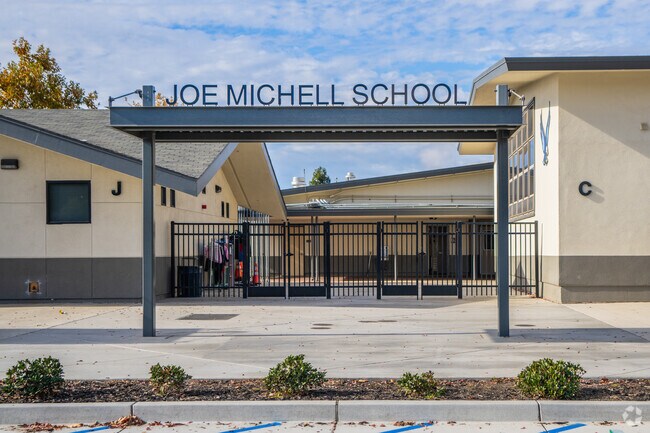 Joe Michell School is a top ranked school in Livermore.
