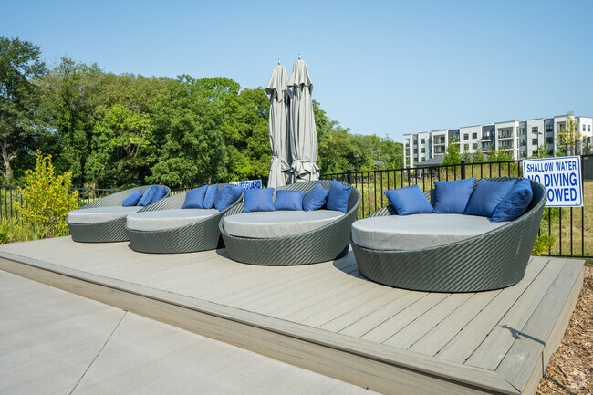 Water Tower Apartments, Greenville, SC 29601 - photo 6