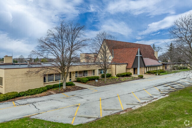 Students in Elm Grove can attend Elm Grove Lutheran School.