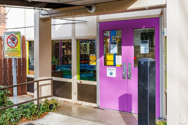 Brunson Elementary's entrance is welcoming and inviting.