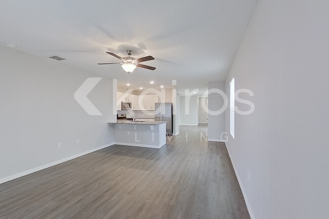 32044 Katelin Cir, Leesburg, FL 34748 - photo 3