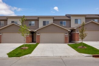 1360 Mocking Bird Ln, Grimes, IA 50111