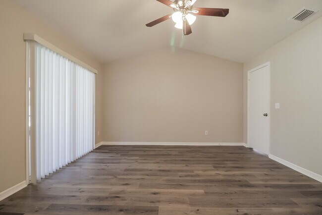 20507 Maxim Pkwy, Orlando, FL 32833 - photo 6