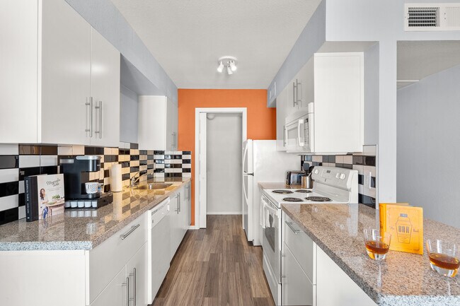 1BR Kitchen