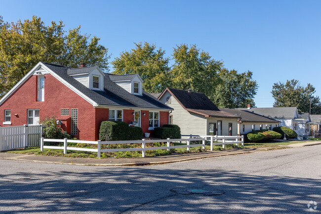 Homebuyers looking in Poplar Grove can expect to spend around $108 per square foot.