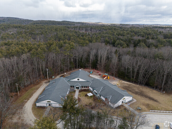 Francestown Elementary School in Greenville, NH serves grades K-5.