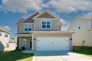 213 Eaton St, Carthage, NC 28327