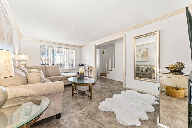 1318 E 58th St unit 1, Brooklyn, NY 11234 - photo 2