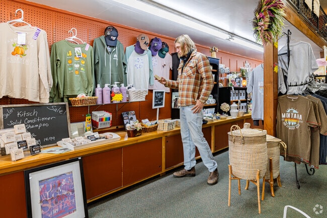 Visitors can browse unique shops in Shelby’s historic downtown.