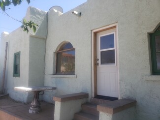 612 Page Ave NE, Albuquerque, NM 87102