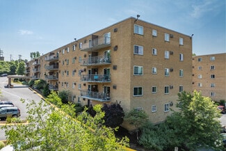 951 Perry Hwy, Pittsburgh, PA 15237