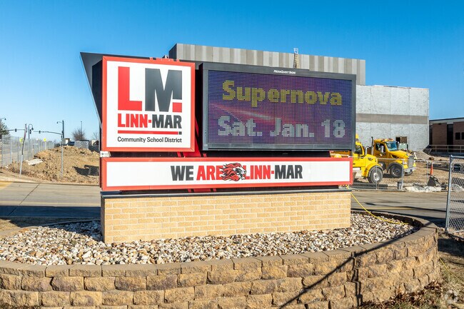 Linn-Mar Community Schools serve Marion and parts of northeastern Cedar Rapids.