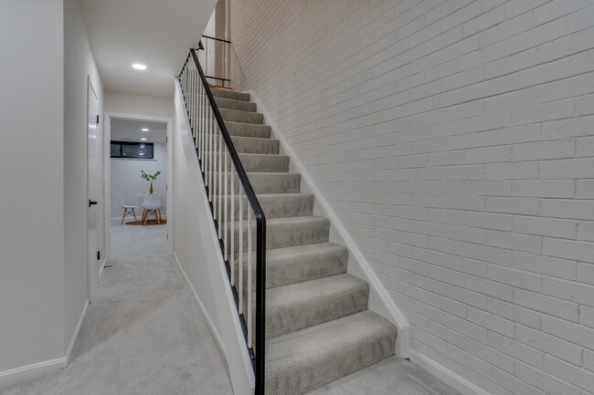 7917 Schuyler Ct unit Primary, Annandale, VA 22003 - photo 7