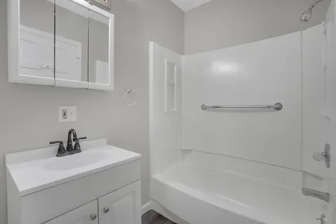 528 Broadway St unit 1, Chicopee, MA 01020 - photo 7