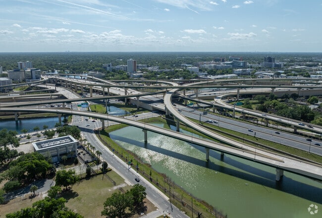 Callahan commuters can get where they are going in no time, with 408 and I-4 just minutes away.