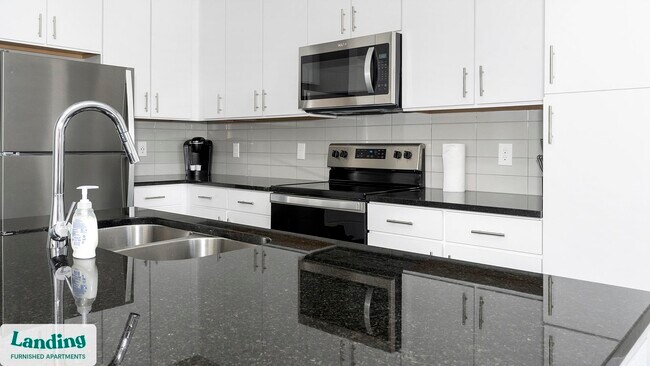 1810 Bertha St unit 417, Jacksonville, FL 32207 - photo 5