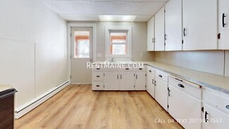 5 Monument St Unit 1, Winslow, ME 04901