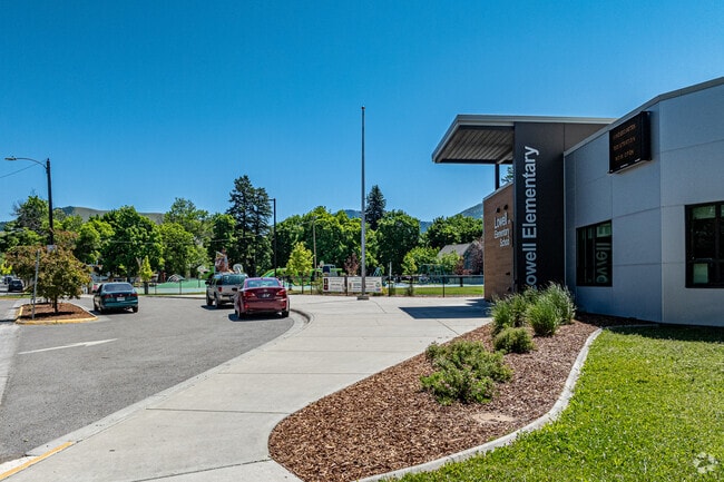 The pick up and drop off area for students at Lowell School in Missoula.
