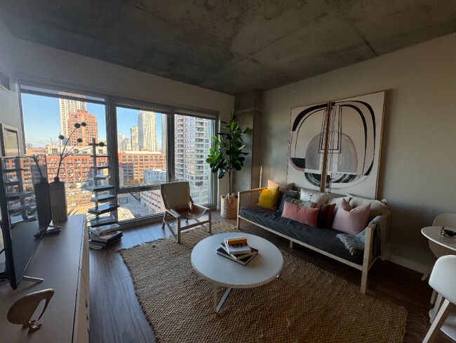 167 N Desplaines St unit 611, Chicago, IL 60661 - photo 3