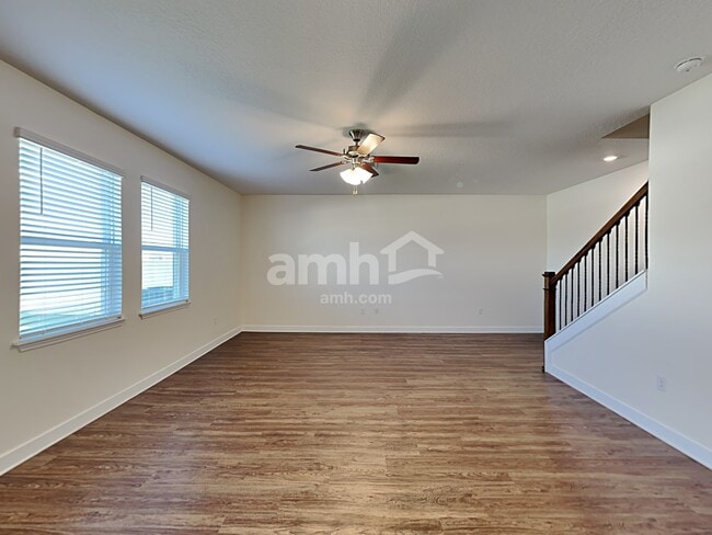 37674 Rattle Snake Trail, Zephyrhills, FL 33541 - photo 7