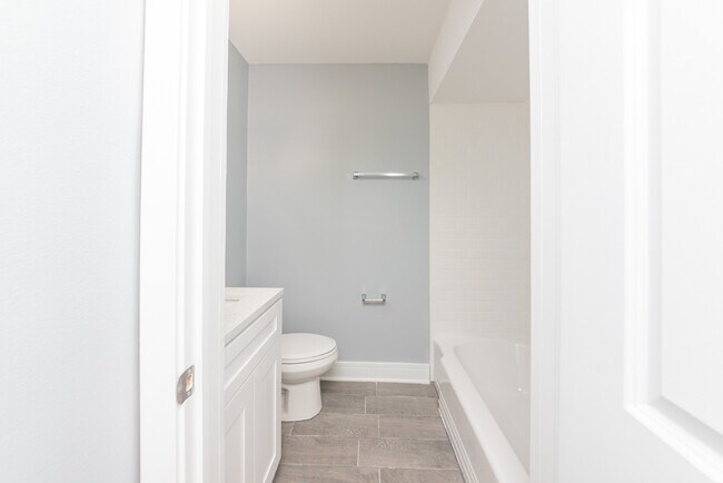 9450 Washington St unit 2B, Niles, IL 60714 - photo 5