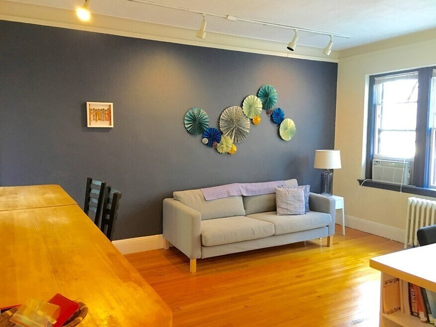 4 Chiswick Rd unit 5, Boston, MA 02135 - photo 1