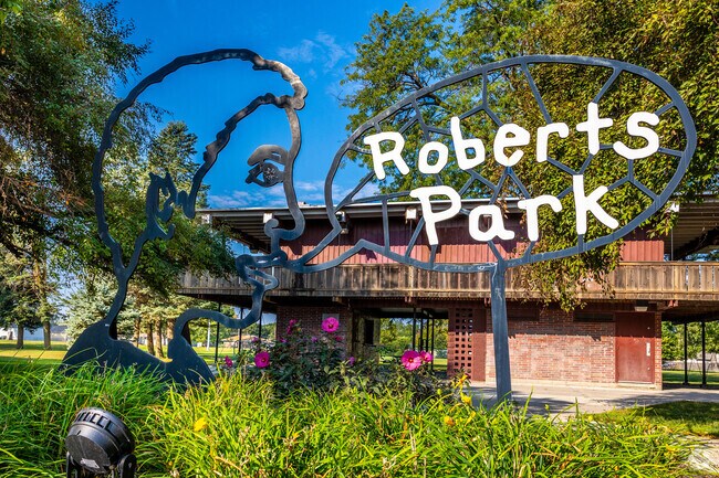 Roberts Park is centrally located in The West End neighborhood of Council Bluffs, Iowa.