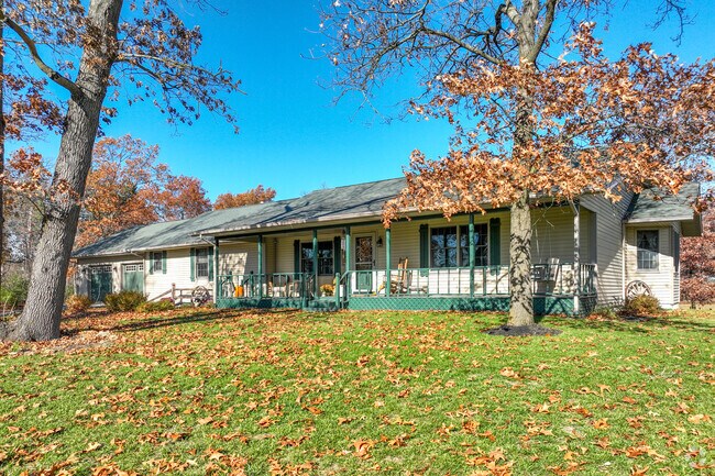 You can find ranch style homes in the outskirts of Walker.