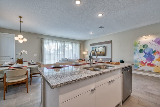 8013 Formosa Vly Place unit ID1280800P, Kissimmee, FL 34747 - photo 6