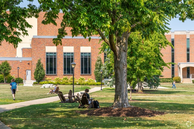 Wheaton College students enjoy campus life near Downtown Wheaton’s amenities.