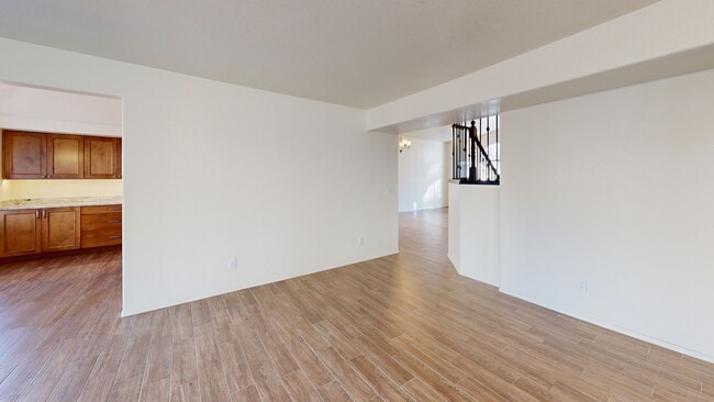 10317 N Mineral Spring Ln, Tucson, AZ 85737 - photo 3