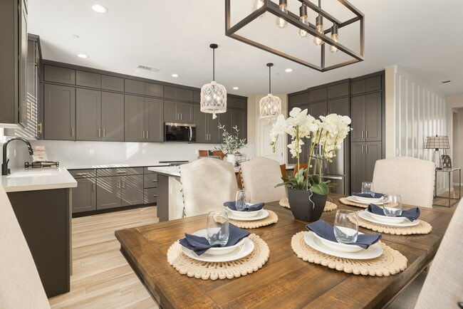 1506 S Bluegrass St, Visalia, CA 93277 - photo 7