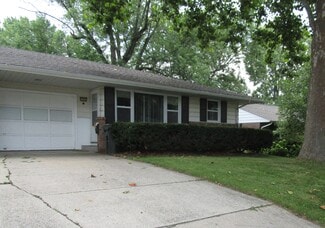 1003 E Mchenry St, Urbana, IL 61801