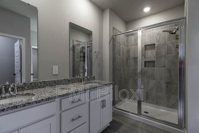 84 Saltmeadow Cir, Ocean Springs, MS 39564 - photo 4