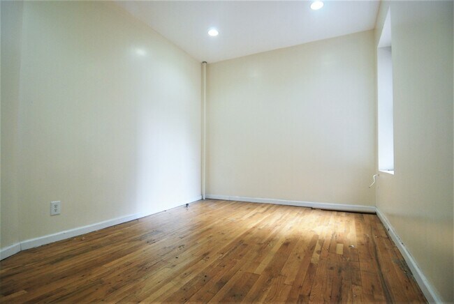 552 W 184th St unit 32, New York, NY 10033 - photo 4