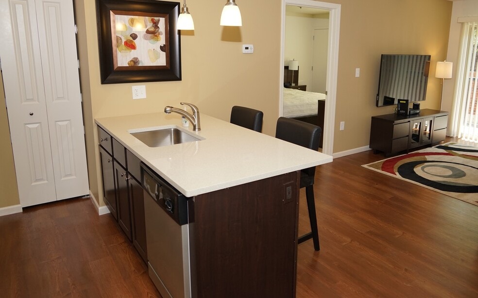 Prairie Square Rentals, Highland, IN 46322 - photo 2