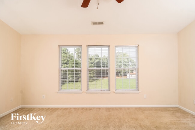 2309 Glen Cove Way, High Point, NC 27265 - photo 6