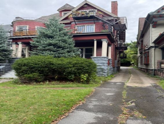 171 Richmond Ave unit 6, Buffalo, NY 14222 - photo 5