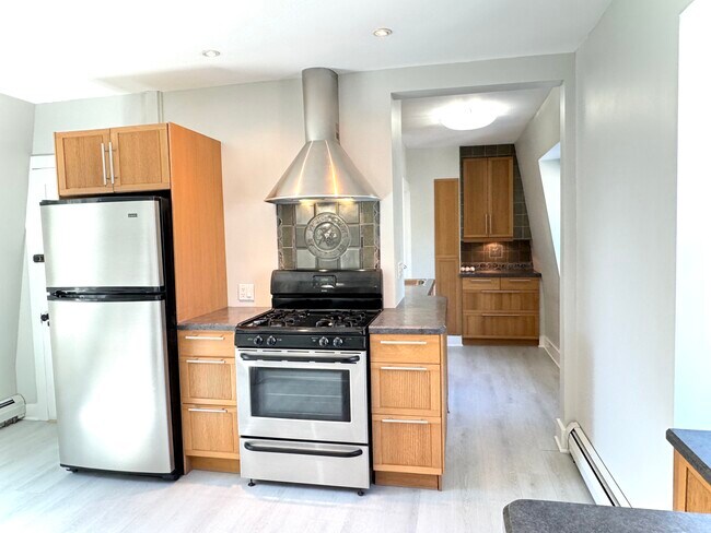 30 Prospect St unit 2, Beverly, MA 01915 - photo 5