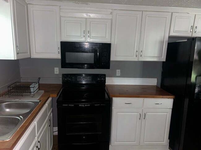 1129 Bedford Ave unit 1129, Columbus, GA 31907 - photo 6