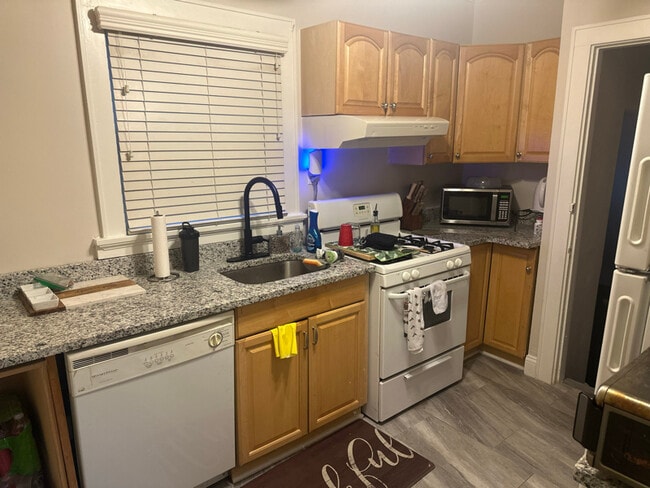 5331 Wakefield Place, Cincinnati, OH 45212 - photo 3