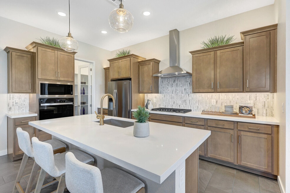 28681 173rd Dr unit 36447573, Surprise, AZ 85387 - photo 1